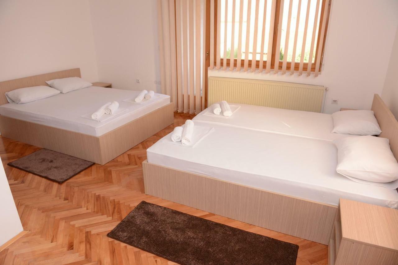 Prenociste-Vila Tasic Вране Экстерьер фото